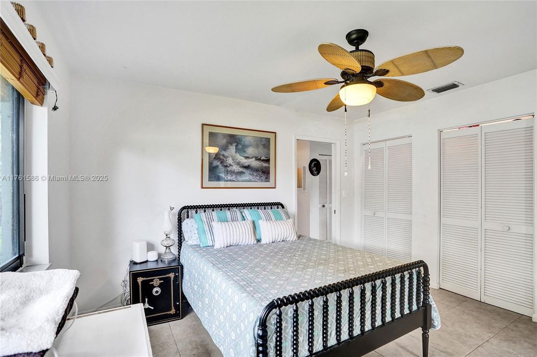 Recently Sold: $535,000 (3 beds, 2 baths, 1586 Square Feet)