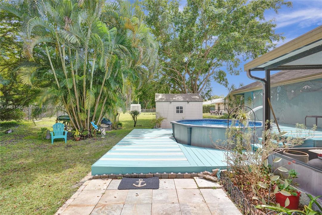 Recently Sold: $535,000 (3 beds, 2 baths, 1586 Square Feet)