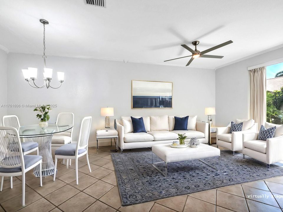 For Sale: $469,000 (2 beds, 2 baths, 1155 Square Feet)