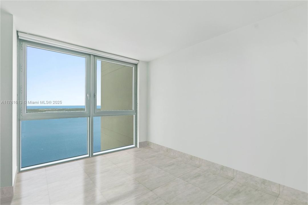 Недавно продано: $1,599,300 (2 спален, 3 ванн, 1730 Квадратных фут)