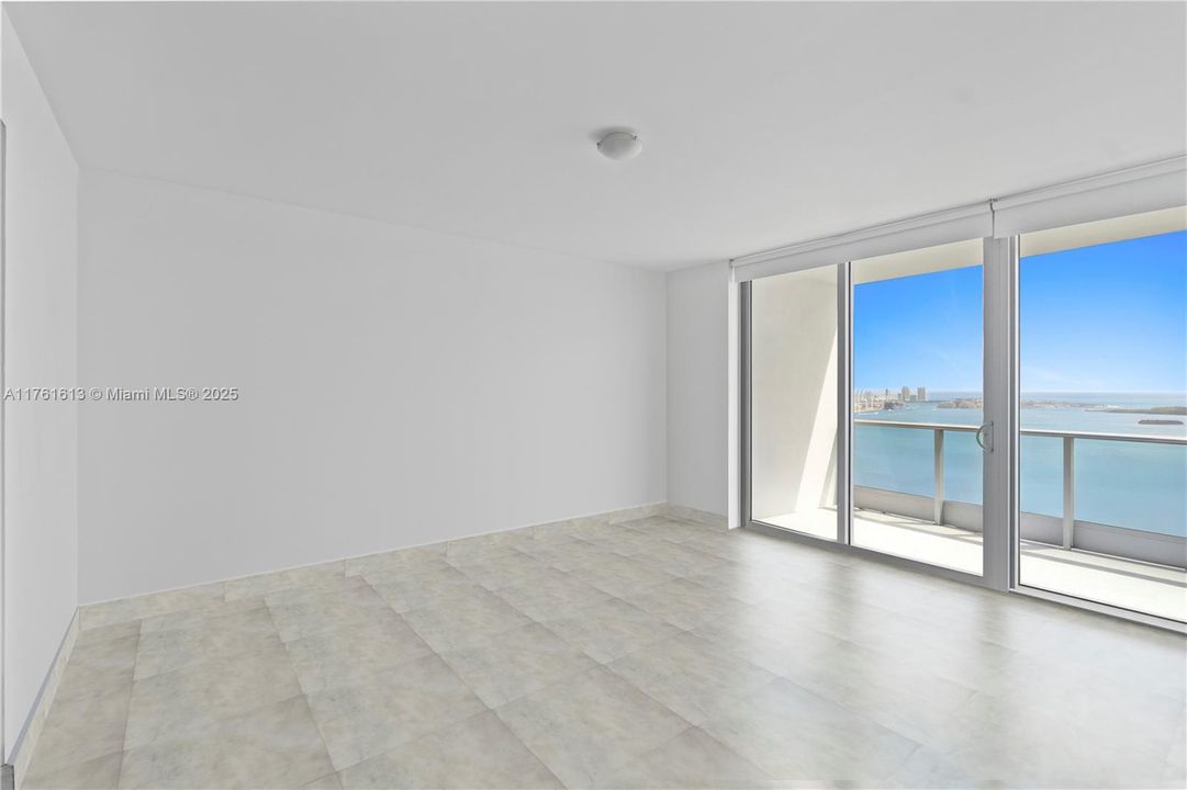 Недавно продано: $1,599,300 (2 спален, 3 ванн, 1730 Квадратных фут)