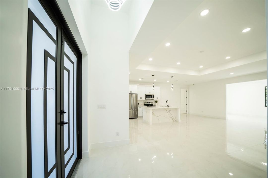 For Sale: $379,000 (4 beds, 2 baths, 1927 Square Feet)