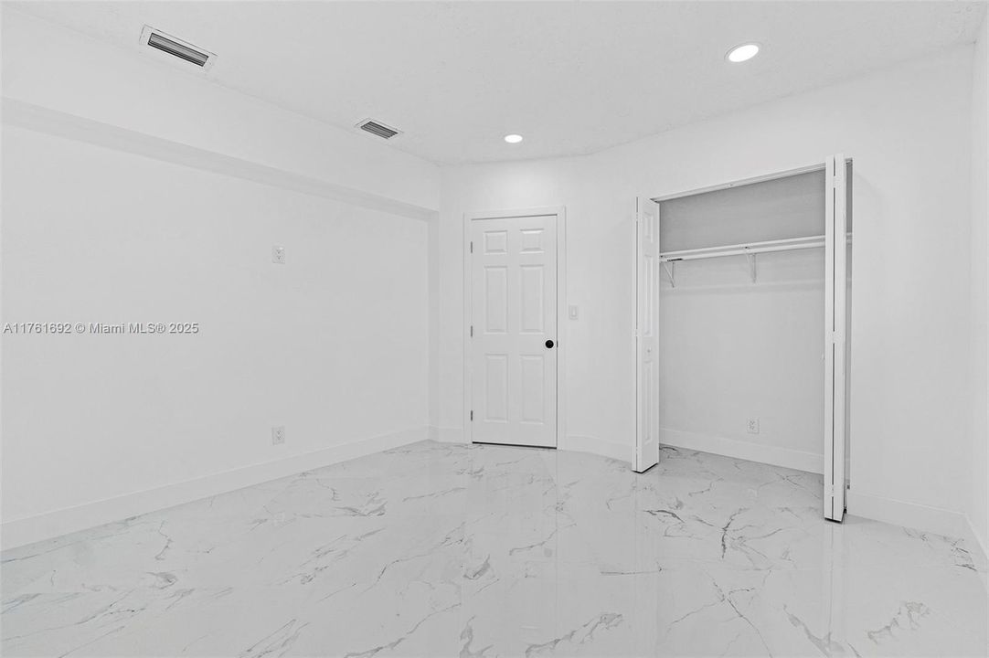 Recently Sold: $544,900 (3 beds, 2 baths, 1209 Square Feet)