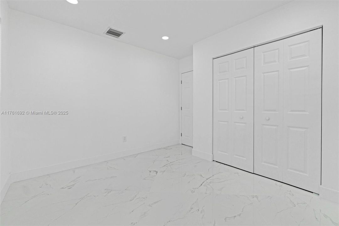 Recently Sold: $544,900 (3 beds, 2 baths, 1209 Square Feet)