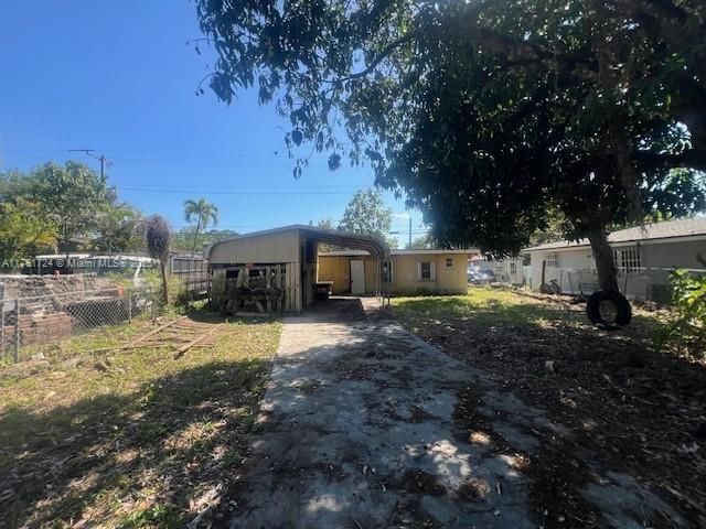 Recently Sold: $200,000 (1 beds, 1 baths, 650 Square Feet)