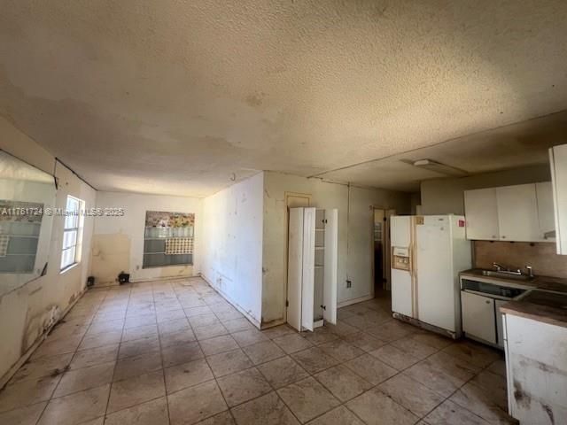 Recently Sold: $200,000 (1 beds, 1 baths, 650 Square Feet)