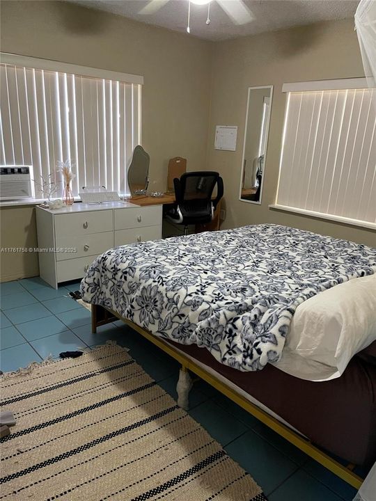 На продажу: $549,500 (0 спален, 0 ванн, 1427 Квадратных фут)