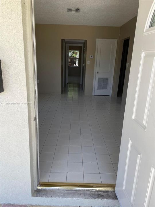 На продажу: $549,500 (0 спален, 0 ванн, 1427 Квадратных фут)