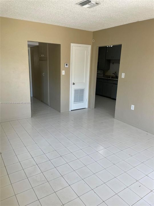 На продажу: $549,500 (0 спален, 0 ванн, 1427 Квадратных фут)