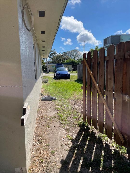 На продажу: $549,500 (0 спален, 0 ванн, 1427 Квадратных фут)