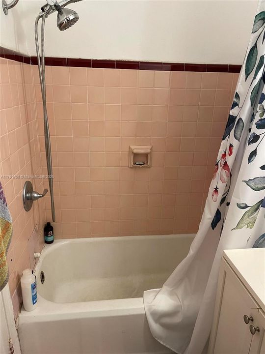 На продажу: $549,500 (0 спален, 0 ванн, 1427 Квадратных фут)