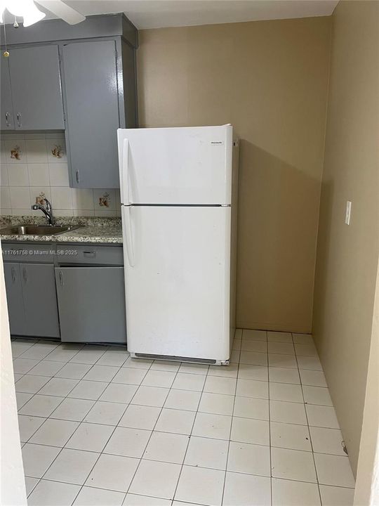 На продажу: $549,500 (0 спален, 0 ванн, 1427 Квадратных фут)