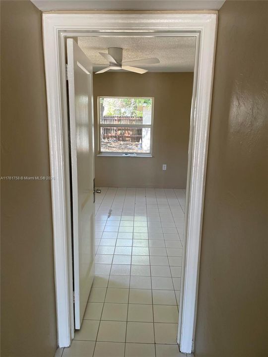 На продажу: $549,500 (0 спален, 0 ванн, 1427 Квадратных фут)