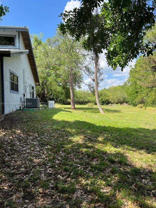 Vendido Recientemente: $615,000 (4 camas, 2 baños, 2192 Pies cuadrados)