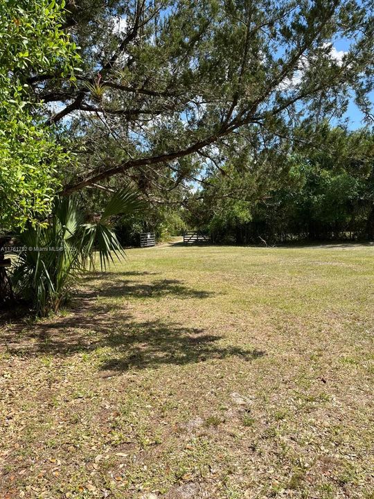 Vendido Recientemente: $615,000 (4 camas, 2 baños, 2192 Pies cuadrados)