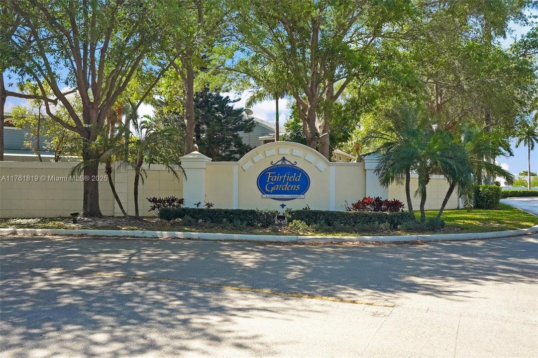 Недавно продано: $499,000 (3 спален, 2 ванн, 1669 Квадратных фут)