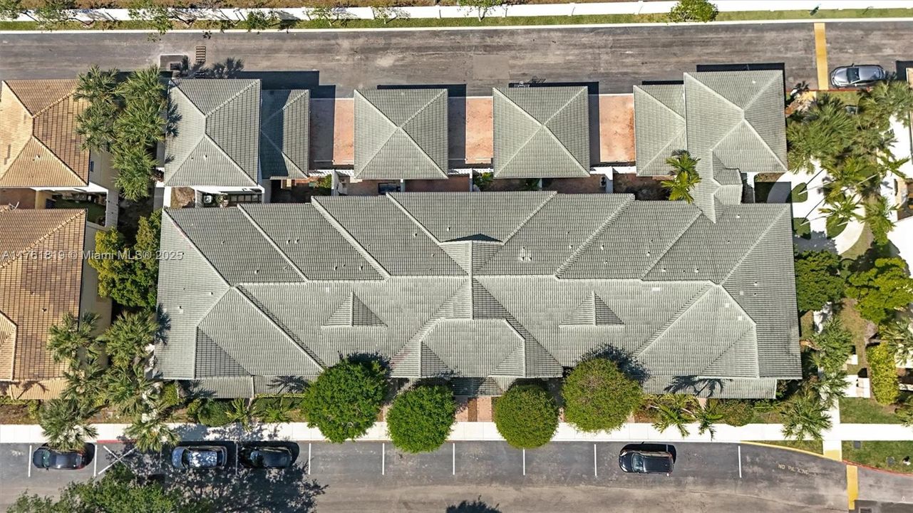 Недавно продано: $499,000 (3 спален, 2 ванн, 1669 Квадратных фут)