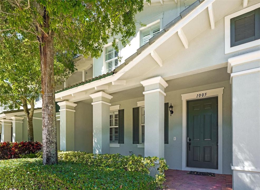 Недавно продано: $499,000 (3 спален, 2 ванн, 1669 Квадратных фут)