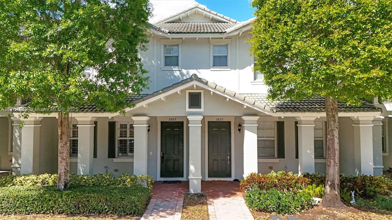 Недавно продано: $499,000 (3 спален, 2 ванн, 1669 Квадратных фут)