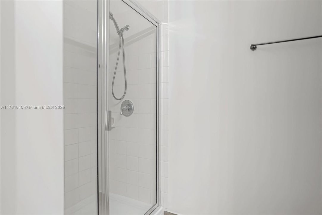 Недавно продано: $499,000 (3 спален, 2 ванн, 1669 Квадратных фут)