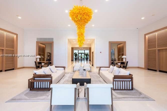 Recently Sold: $2,980,000 (3 beds, 3 baths, 2950 Square Feet)