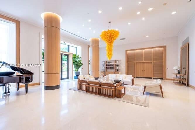 Recently Sold: $2,980,000 (3 beds, 3 baths, 2950 Square Feet)