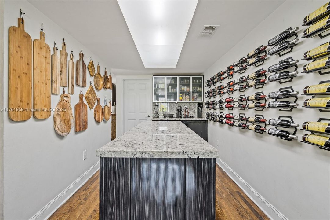 For Sale: $3,350,000 (11 beds, 9 baths, 2042 Square Feet)