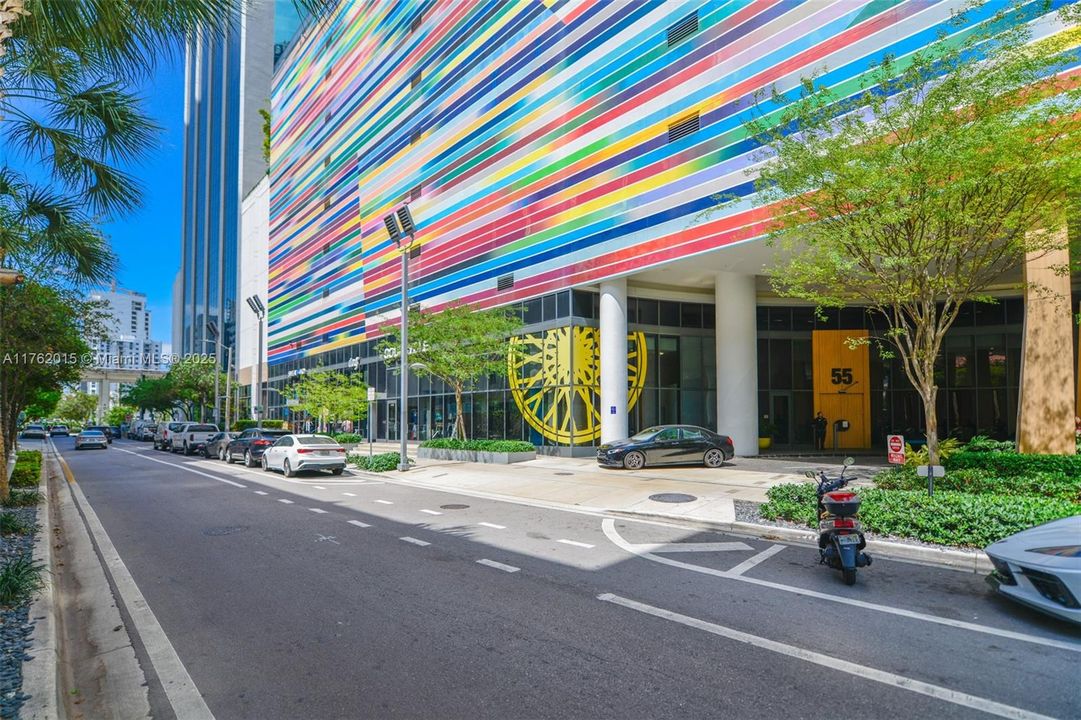 Active With Contract: $475,000 (1 beds, 1 baths, 620 Square Feet)