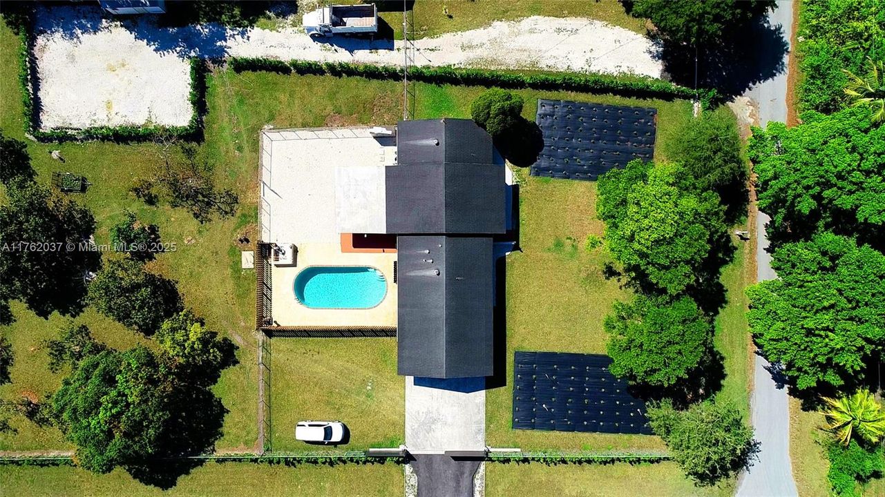 最近售出: $849,900 (3 贝兹, 2 浴室, 2053 平方英尺)