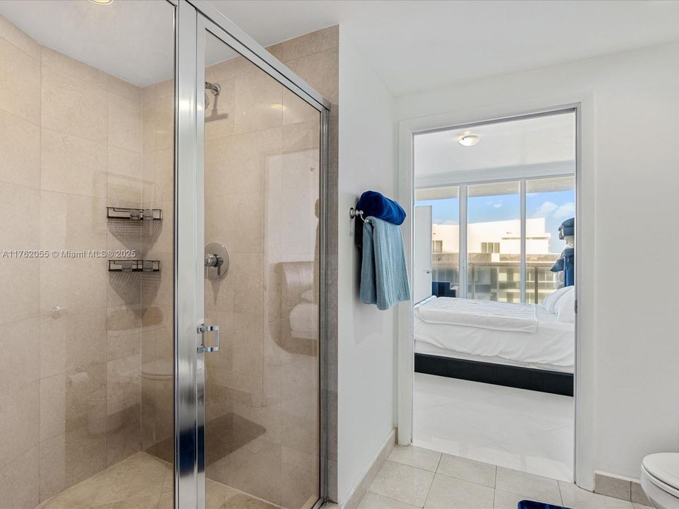 待售: $1,200,000 (2 贝兹, 2 浴室, 1458 平方英尺)