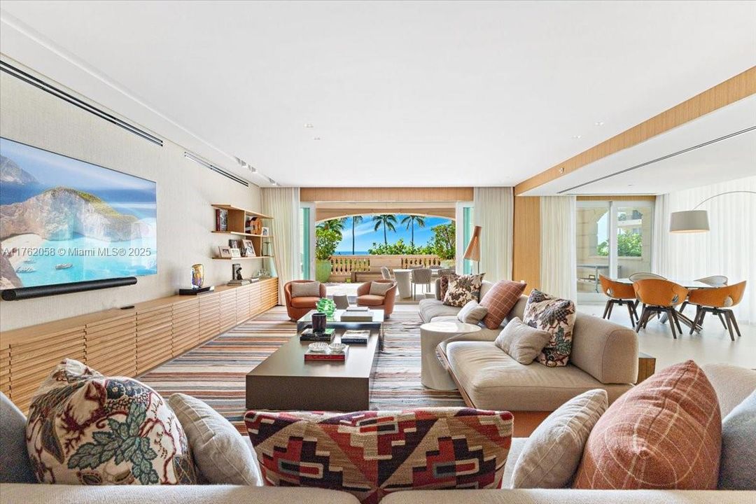 For Sale: $17,000,000 (6 beds, 6 baths, 4390 Square Feet)