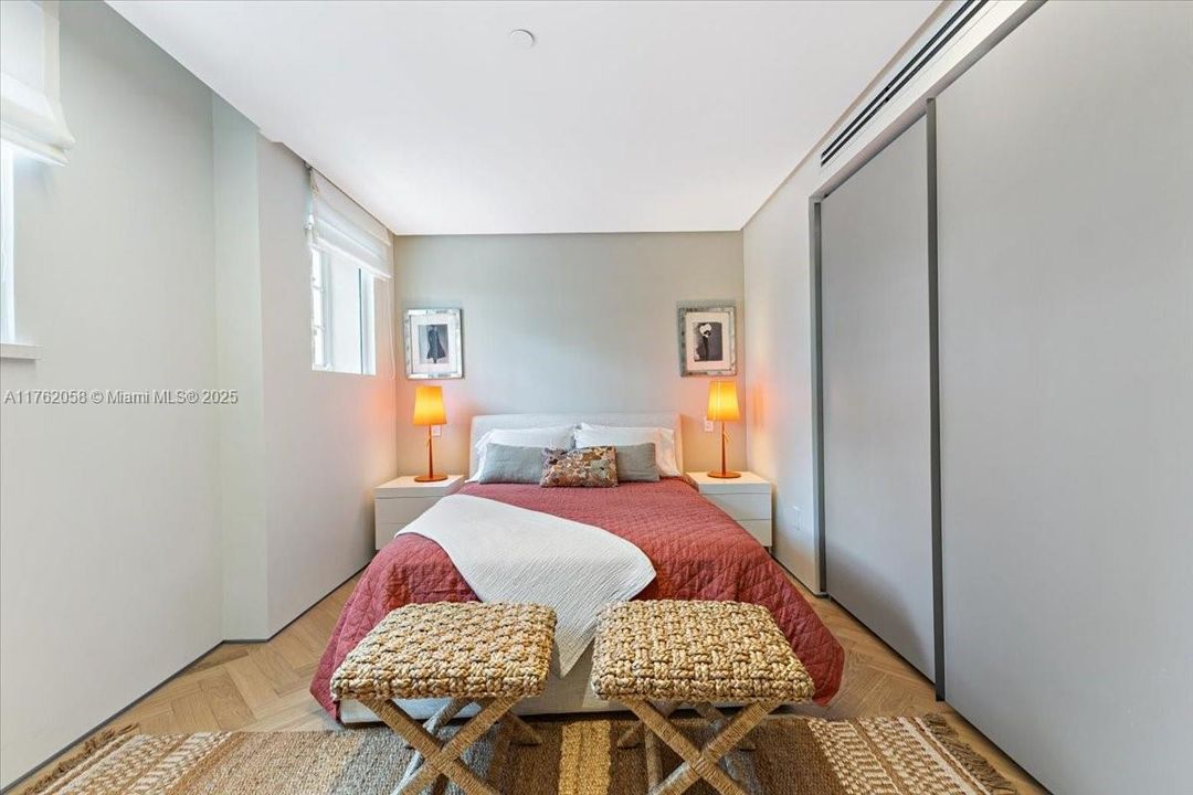 For Sale: $17,000,000 (6 beds, 6 baths, 4390 Square Feet)