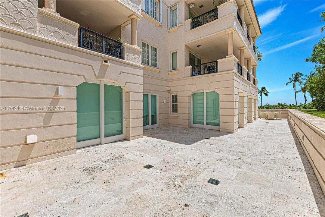 For Sale: $17,000,000 (6 beds, 6 baths, 4390 Square Feet)