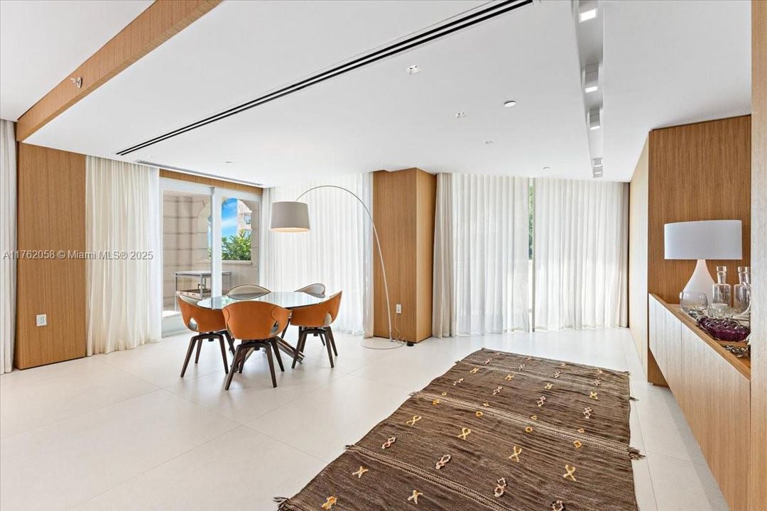For Sale: $17,000,000 (6 beds, 6 baths, 4390 Square Feet)