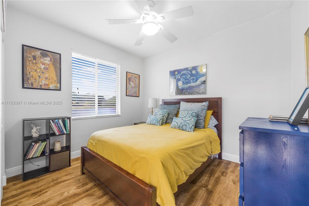 For Sale: $1,250,000 (4 beds, 3 baths, 2433 Square Feet)