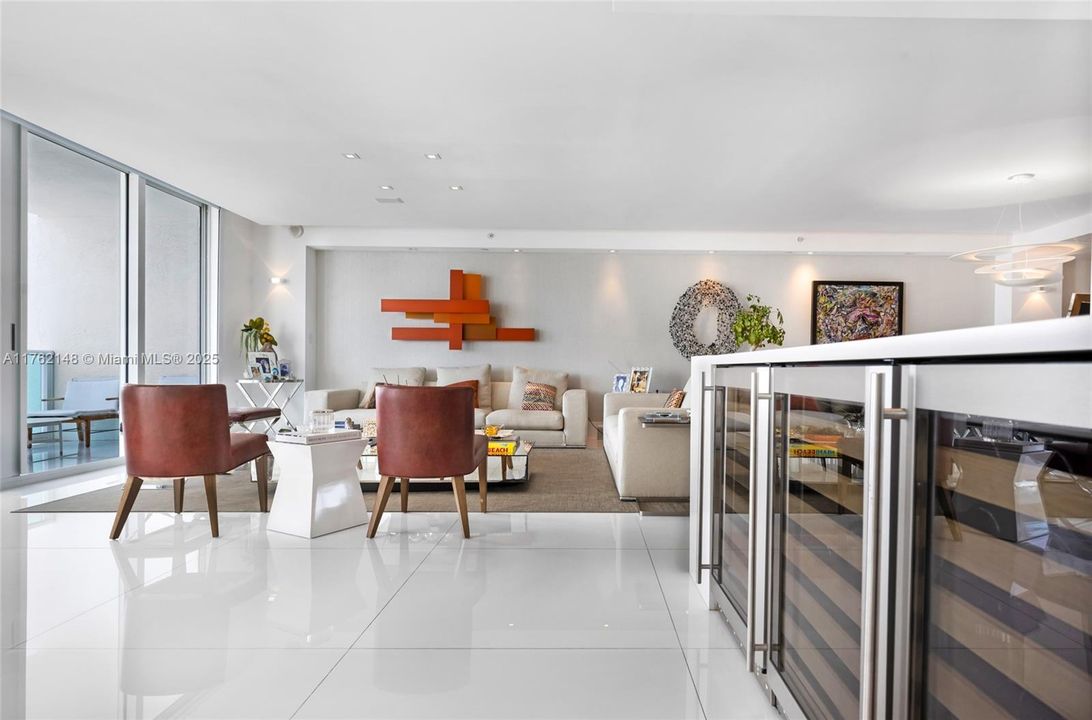 For Sale: $2,190,000 (4 beds, 4 baths, 3524 Square Feet)