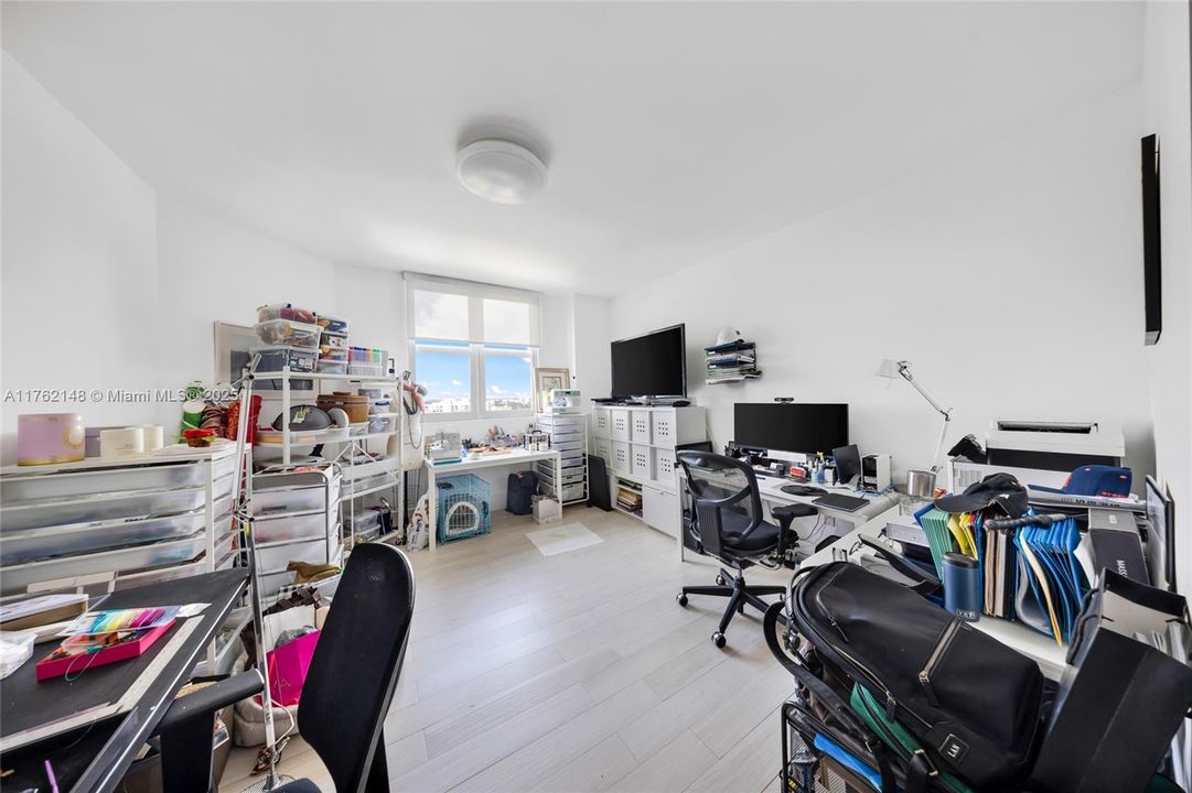 For Sale: $2,190,000 (4 beds, 4 baths, 3524 Square Feet)