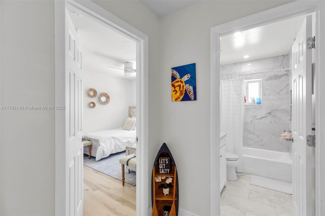 Recently Sold: $1,375,000 (3 beds, 2 baths, 1224 Square Feet)