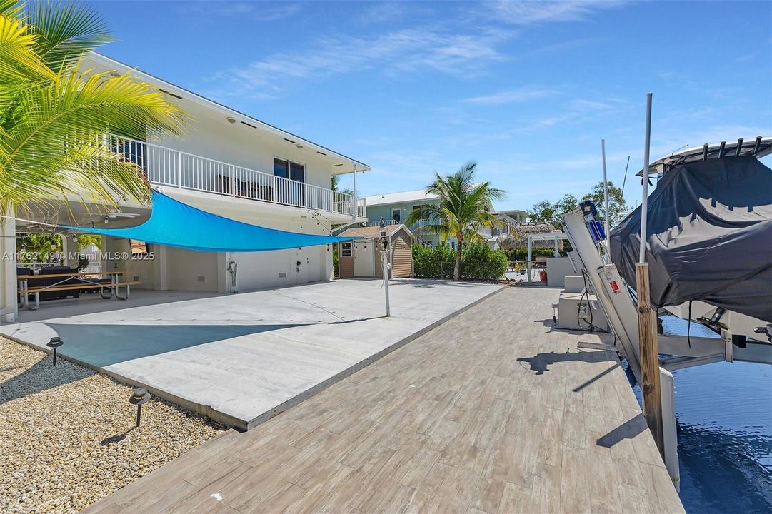 Recently Sold: $1,375,000 (3 beds, 2 baths, 1224 Square Feet)