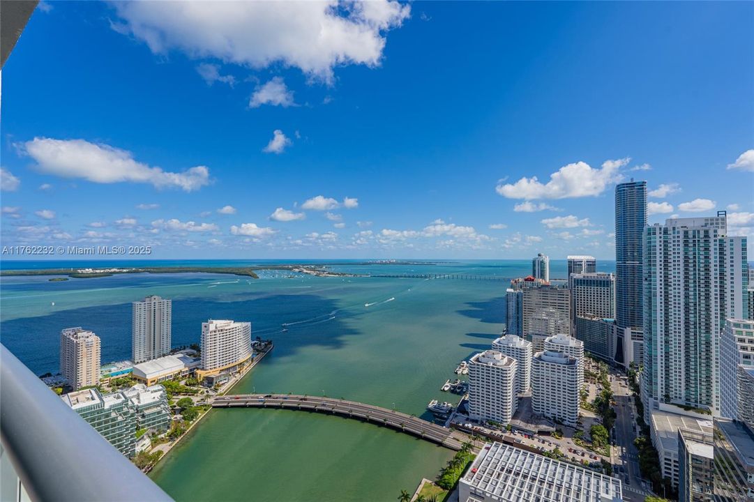 Недавно продано: $685,000 (1 спален, 1 ванн, 984 Квадратных фут)