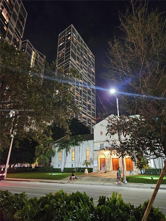 495 Tower from Brickell Ave