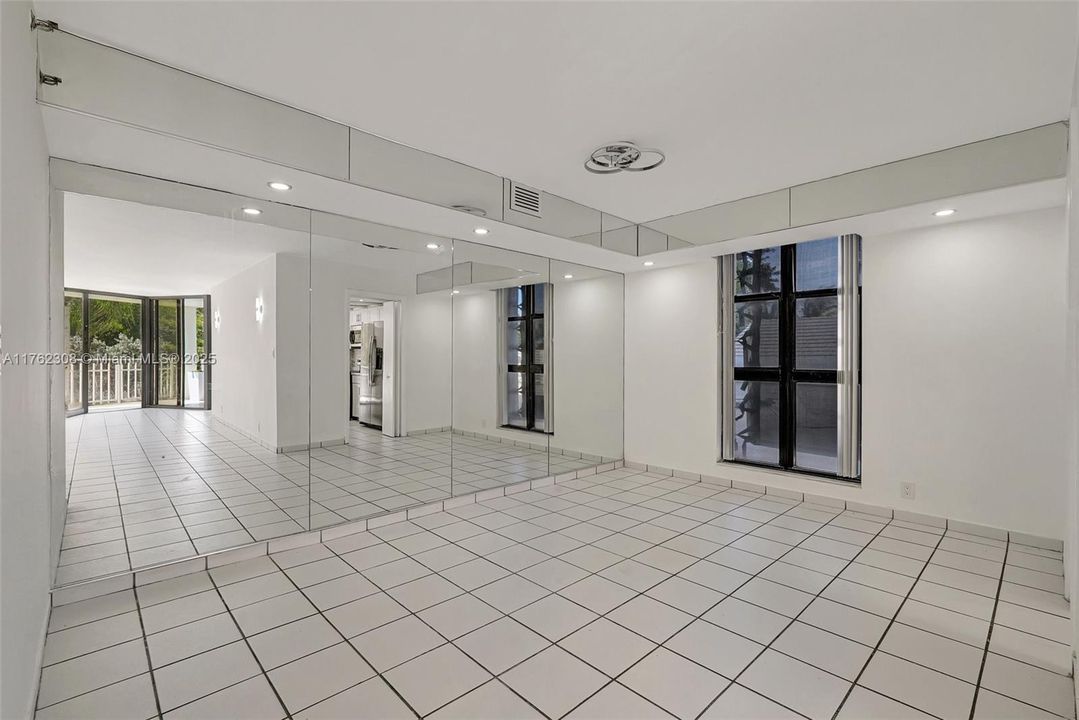 For Sale: $599,000 (3 beds, 2 baths, 1836 Square Feet)