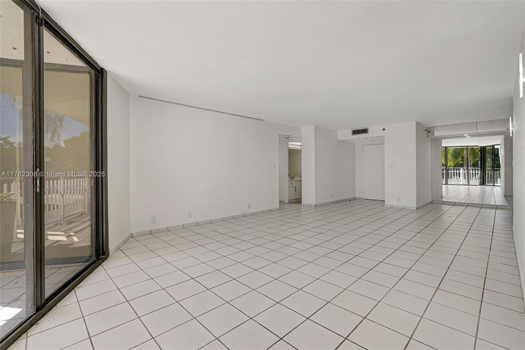 For Sale: $599,000 (3 beds, 2 baths, 1836 Square Feet)