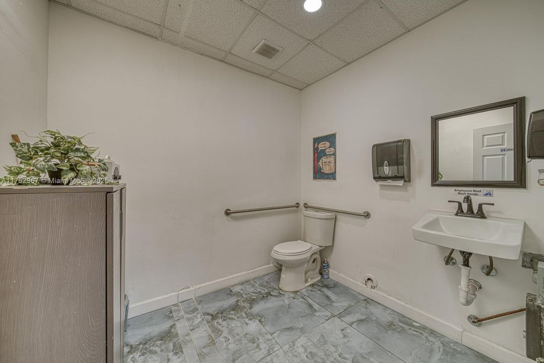 На продажу: $35,000 (0 спален, 0 ванн, 0 Квадратных фут)