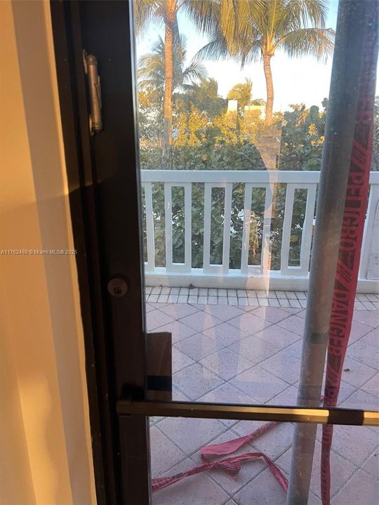 Recently Sold: $3,200,000 (2 beds, 3 baths, 1983 Square Feet)