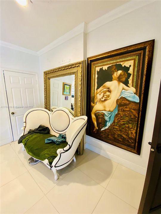 En Venta: $1,150,000 (4 camas, 3 baños, 2233 Pies cuadrados)