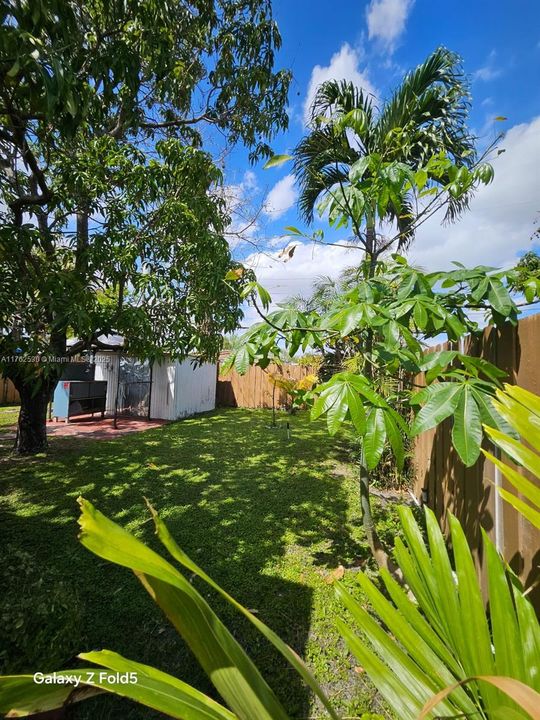 Recently Sold: $550,000 (3 beds, 2 baths, 1050 Square Feet)