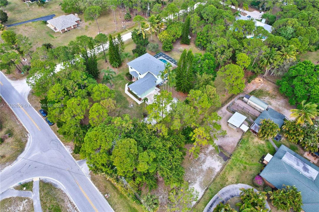 Vendido Recientemente: $975,000 (5 camas, 4 baños, 2923 Pies cuadrados)