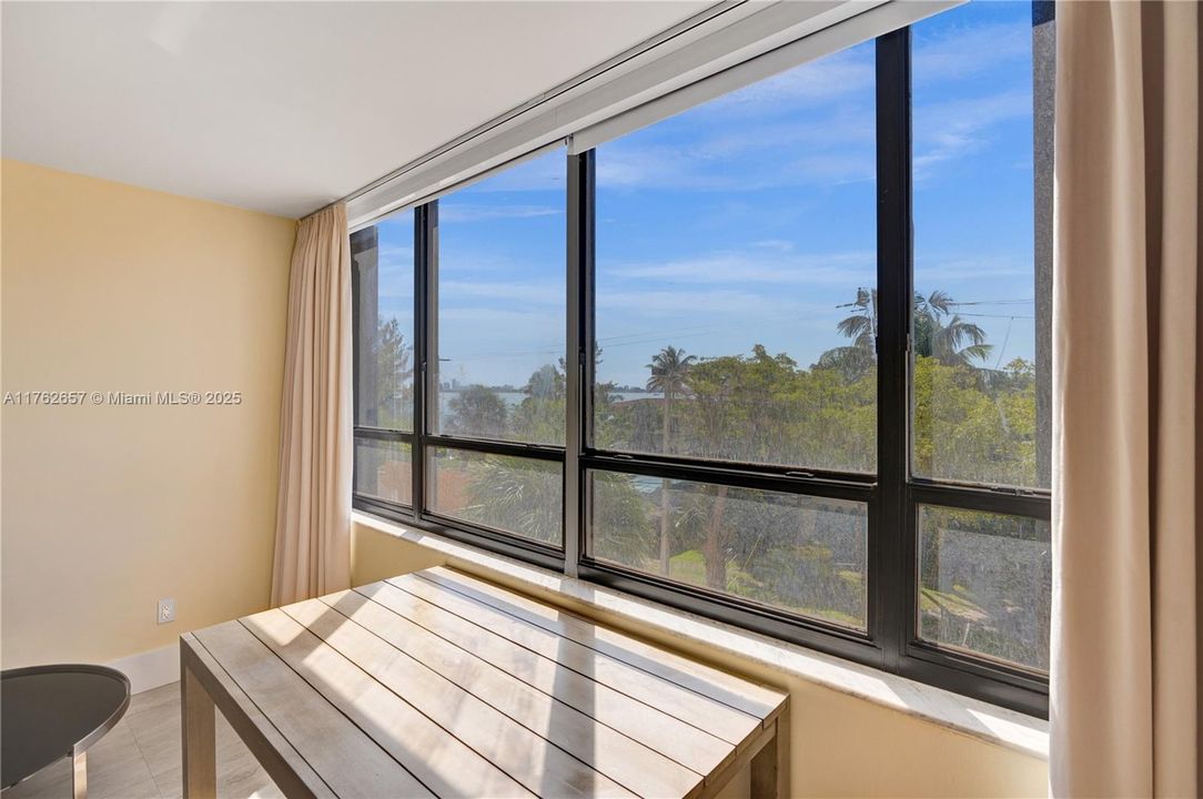 En Venta: $379,000 (2 camas, 2 baños, 1811 Pies cuadrados)