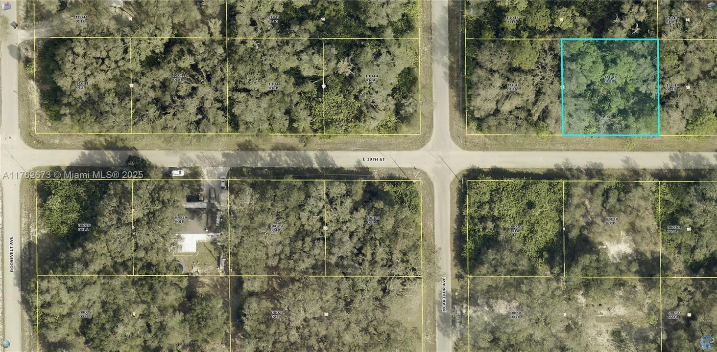 На продажу: $19,000 (0.25 acres)